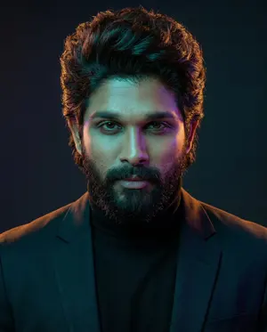Cinematic Dual-Color Studio Portrait - Nano Banana Pro AI Prompt for Social Media Post