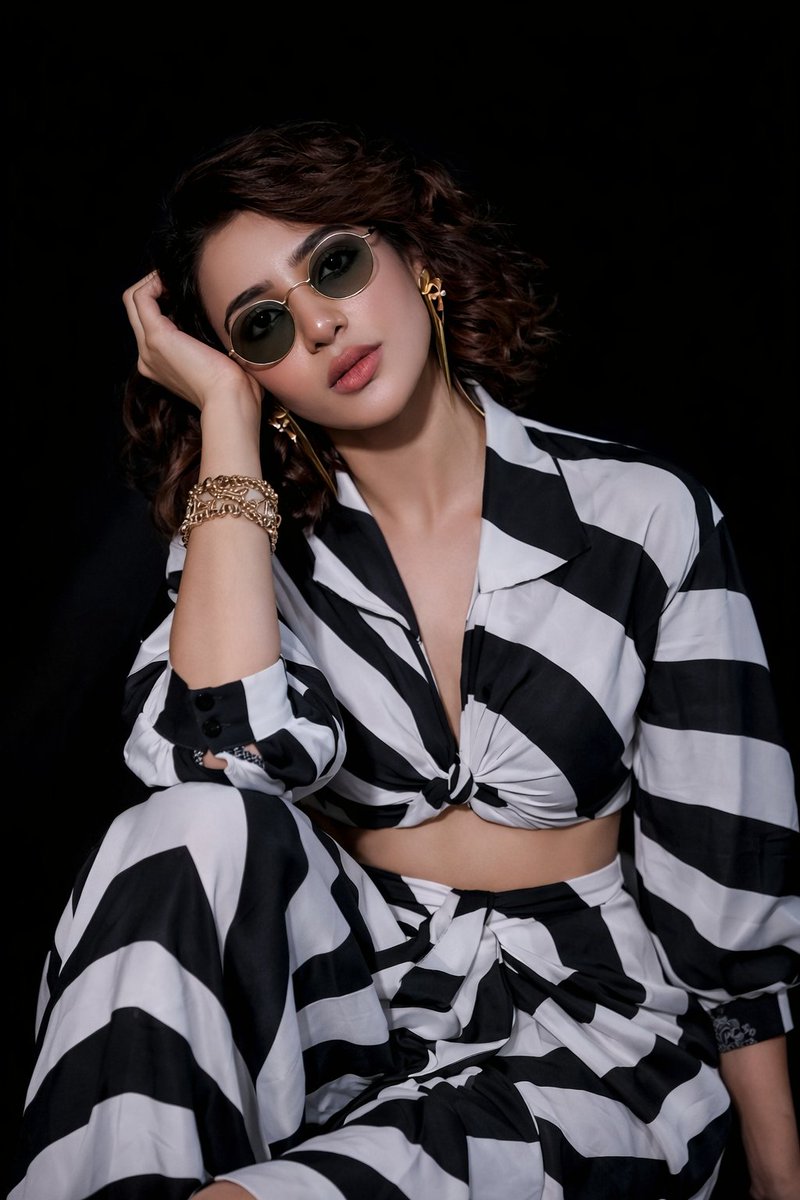 Samantha Ruth Monochrome Fashion Editorial - Nano Banana Pro AI Prompt for Social Media Post