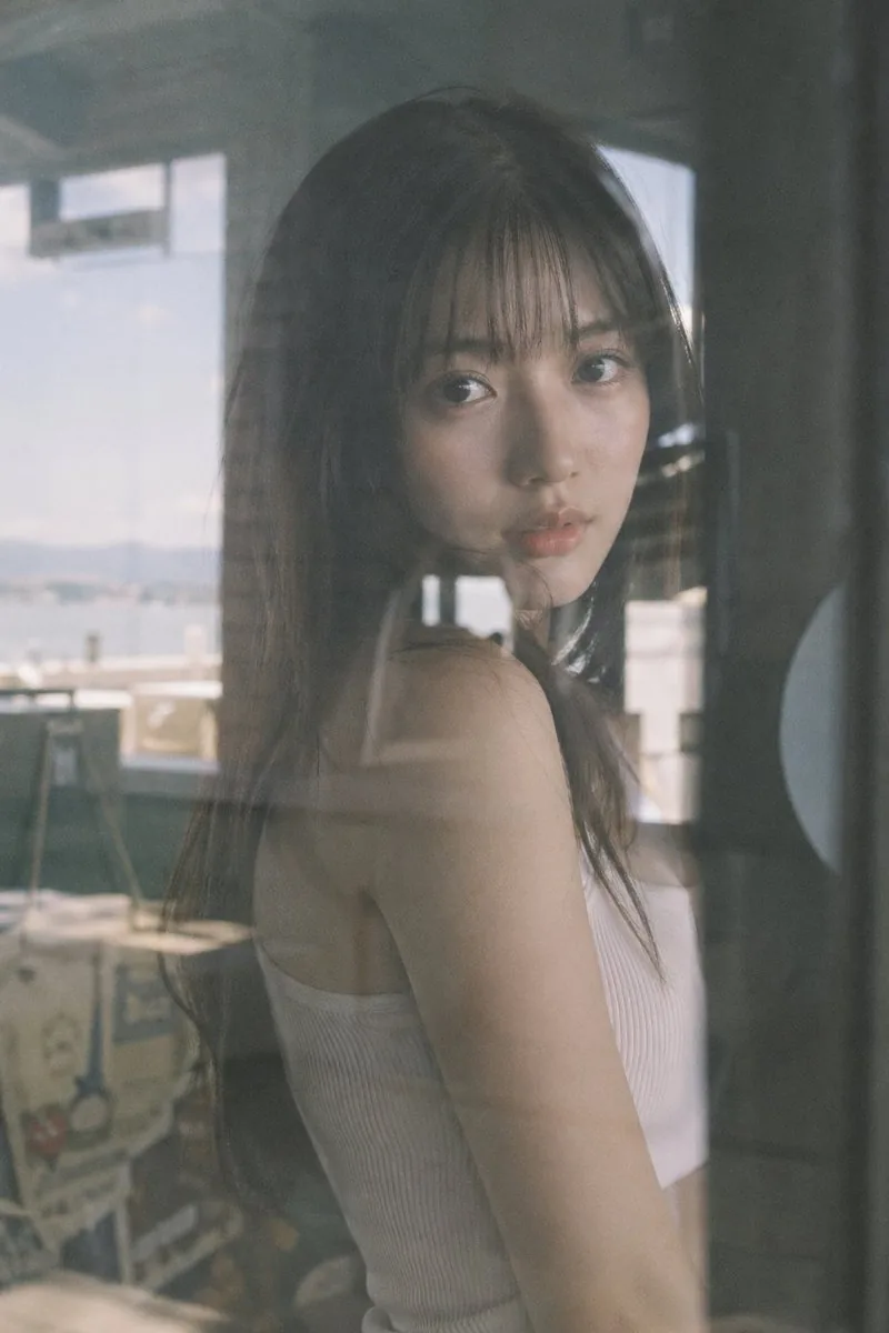 Japanese Idol Reflection Aesthetic reference
