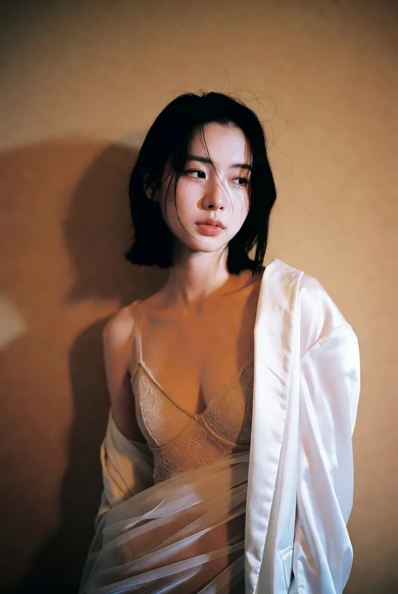 Elegant Ethereal Boudoir Portrait reference