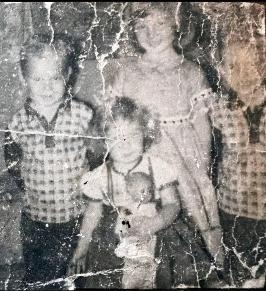 Image Restoration and Upscale Prompt reference