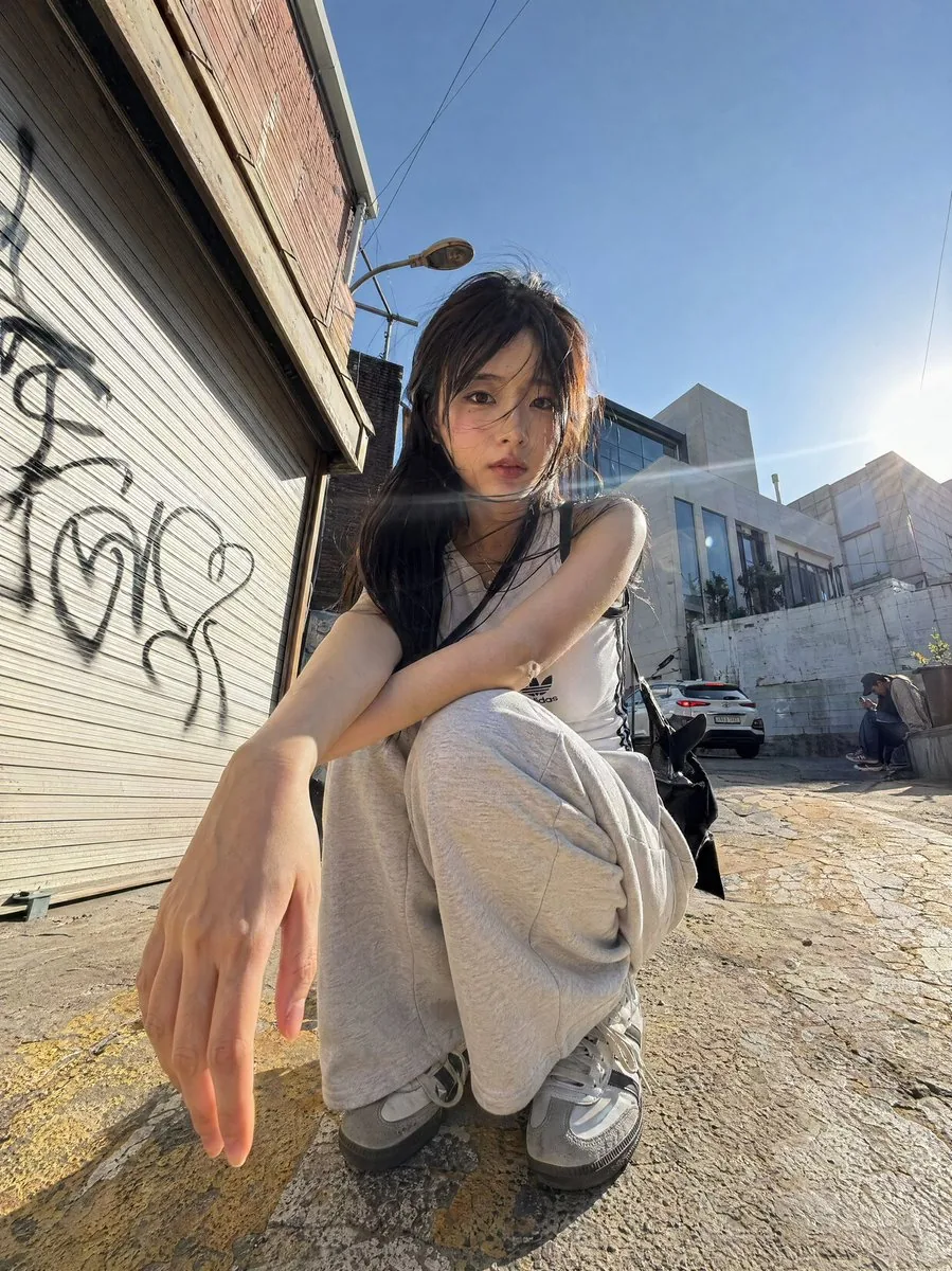 Dynamic Korean Street Photography reference