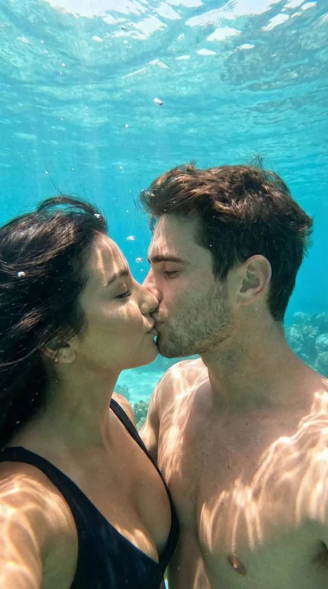 Underwater Cinematic Couple Kiss with Identity Preservation - Nano Banana Pro AI Prompt for Social Media Post reference