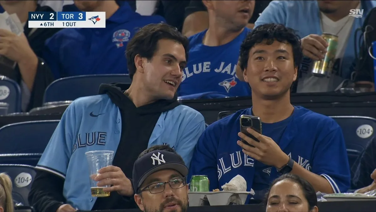 Blue Jays Broadcast Crowd Screenshot reference