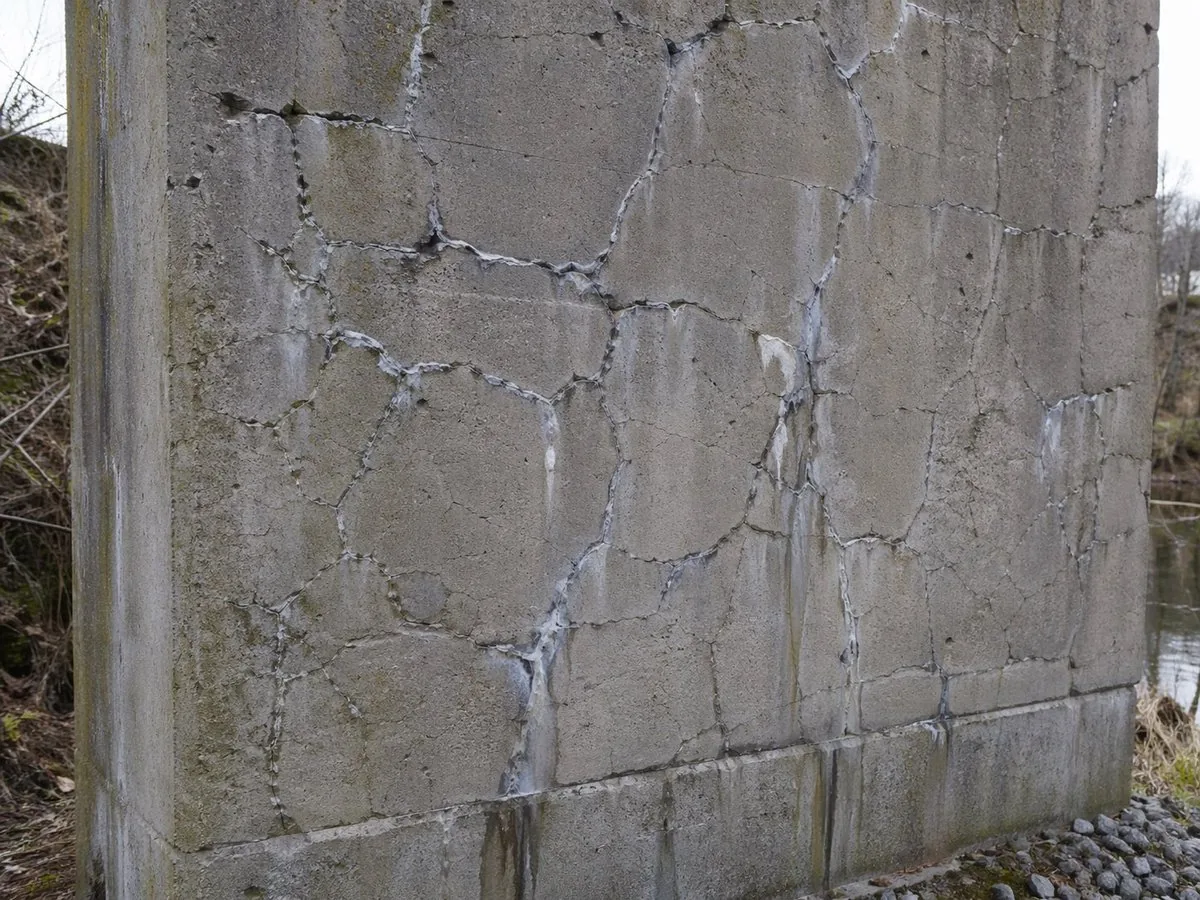 Concrete Wall with ASR Map Cracking reference