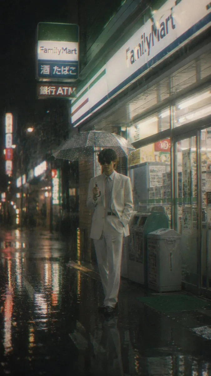 Rainy FamilyMart Noir Portrait reference