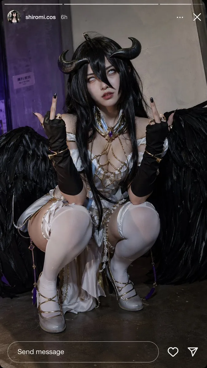 Instagram Cosplay Story Snapshot reference