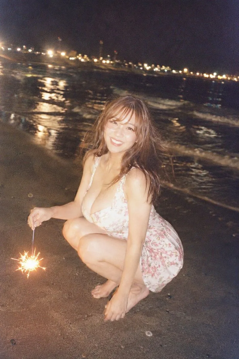 Night Beach Sparkler Snapshot reference