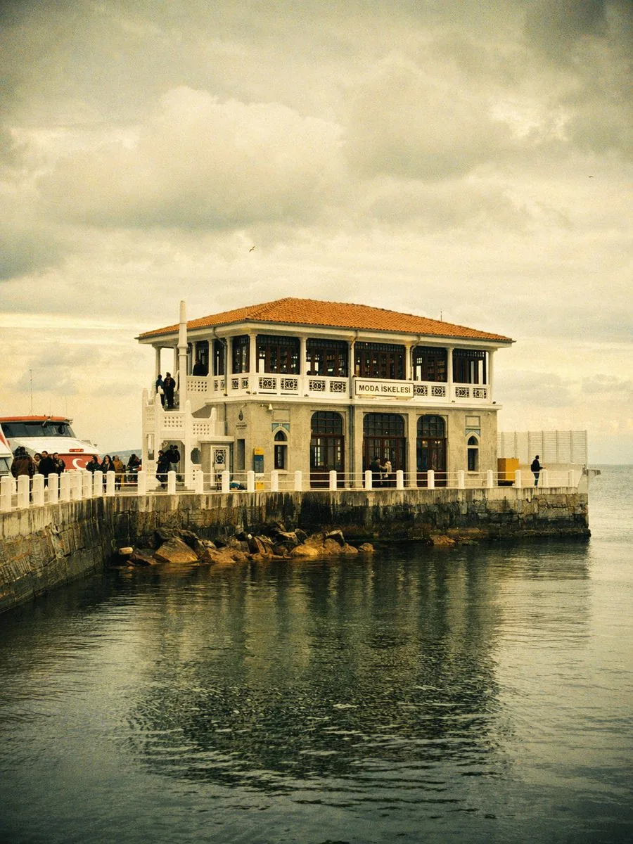 Vintage Moda Pier in Istanbul reference